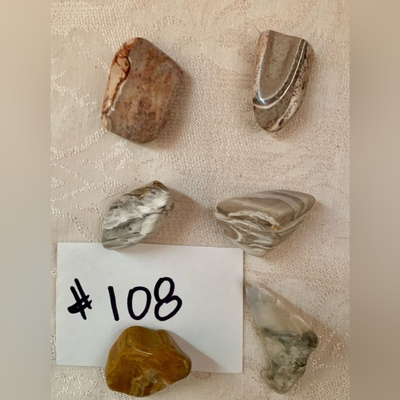 Variety Sets Lake of the Ozarks Area Tumbled Rocks - Picture 2 of 9